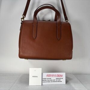 FOSSIL USA -NWT$250.00                                 NOW $ 99.00 !